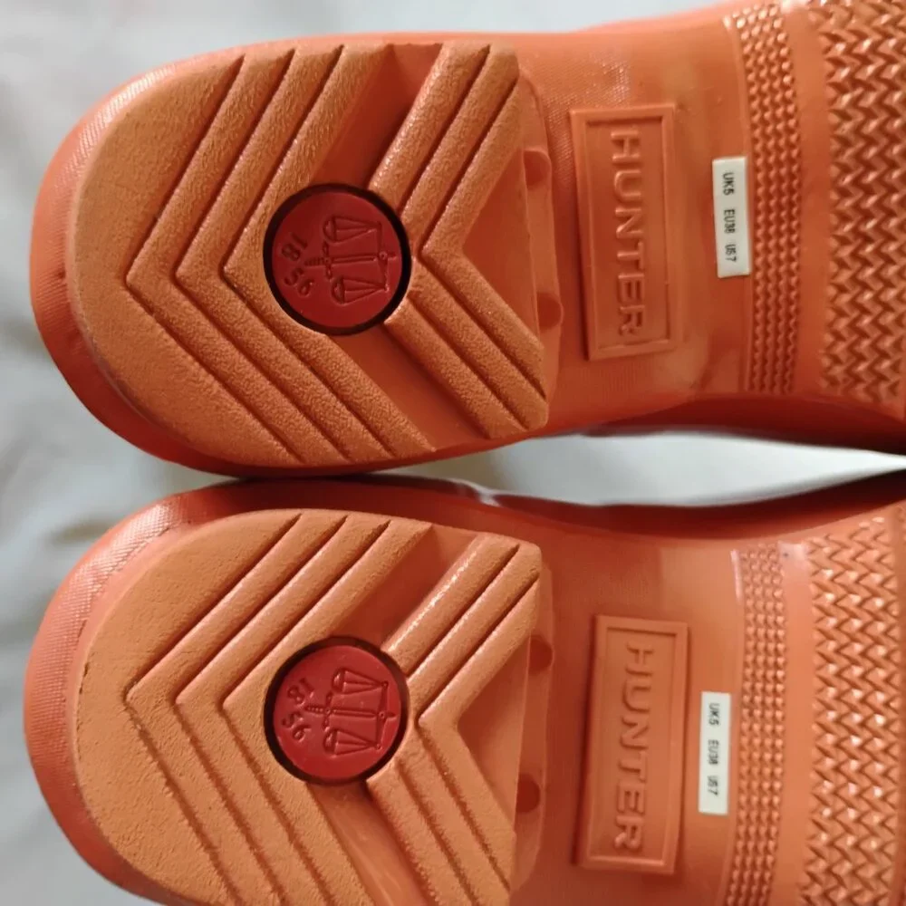 Hunter Boots Rain Tall Glossy Wellies Like New Rare Sunset Ombre Coral Yellow 7 - Picture 13 of 16